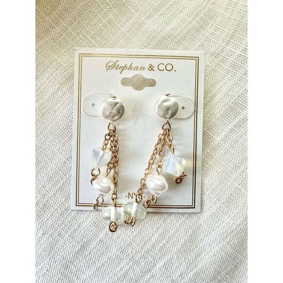 Pearl and moonstone mermaid style dangle earrings - Picture 1 of 8